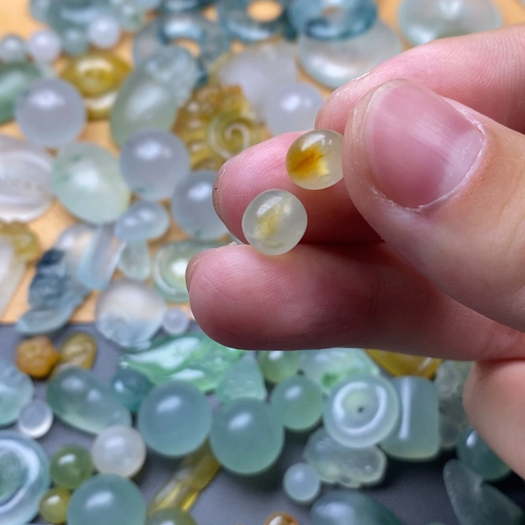 定制翡翠未镶嵌珠子