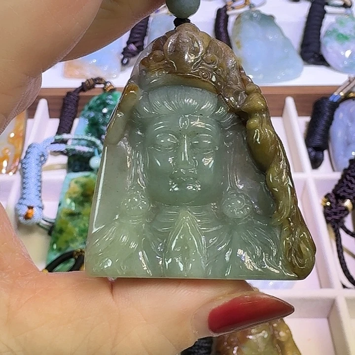 颈饰未镶嵌翡翠A货