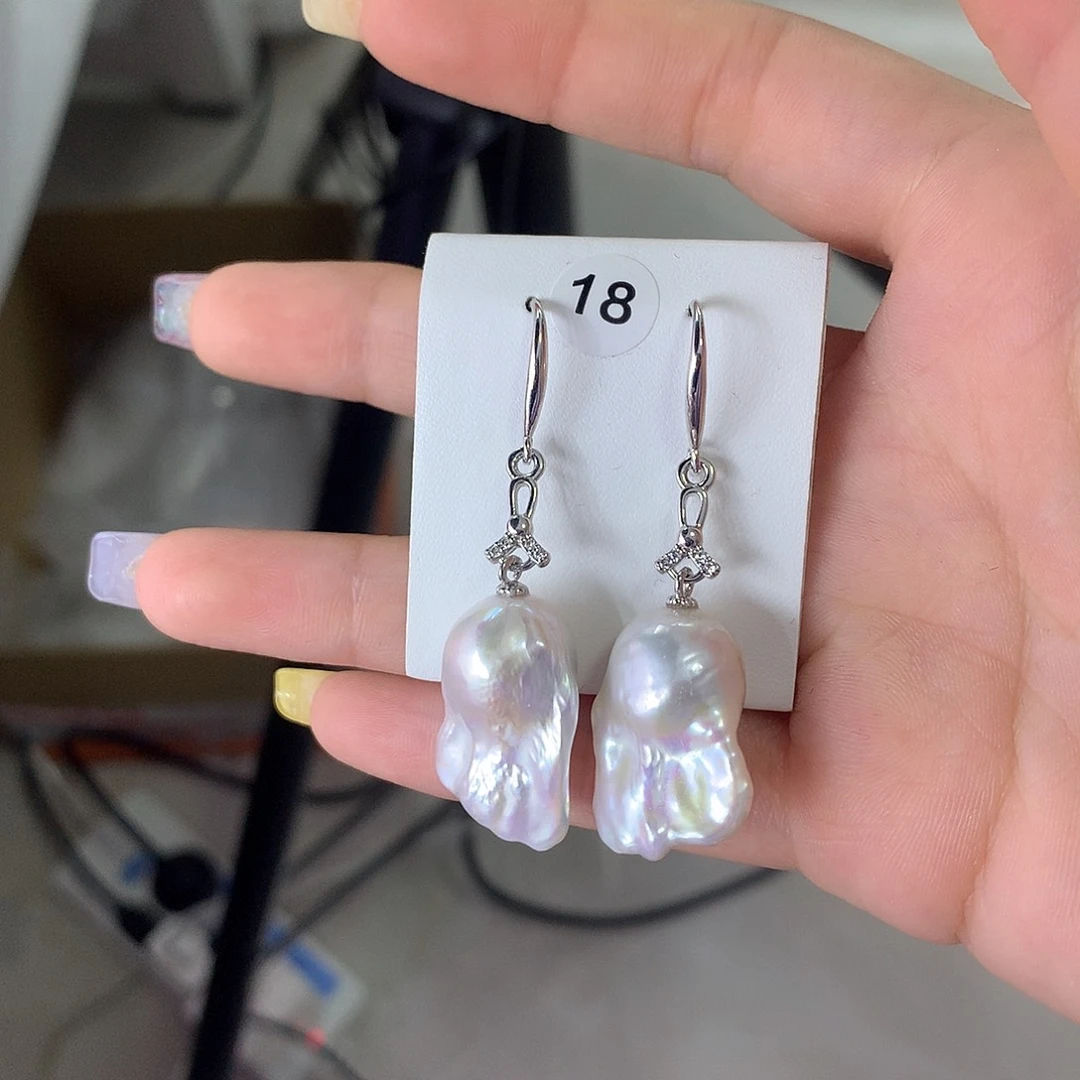 未镶嵌淡水珍珠耳饰