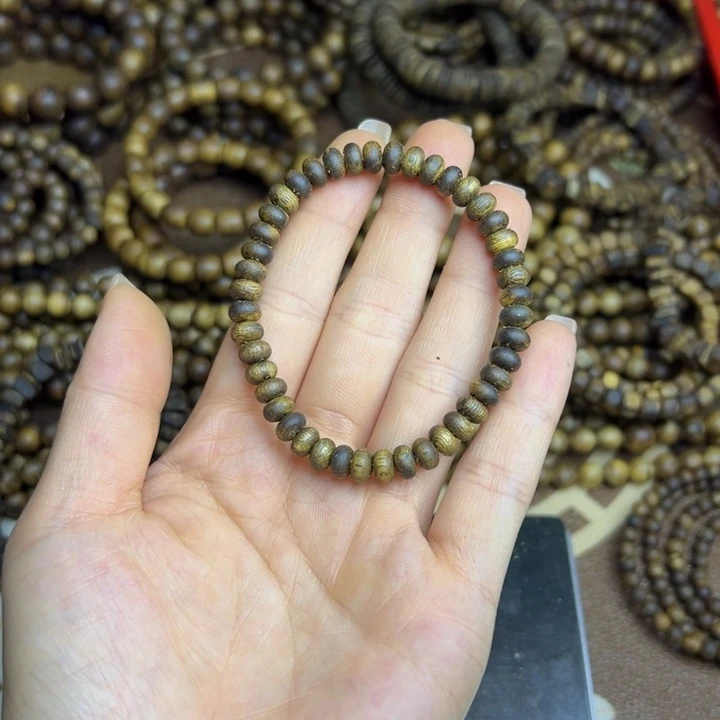 木质类种植奇楠算盘珠，3.8克