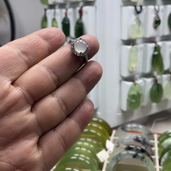 蛇纹石玉合金戒指