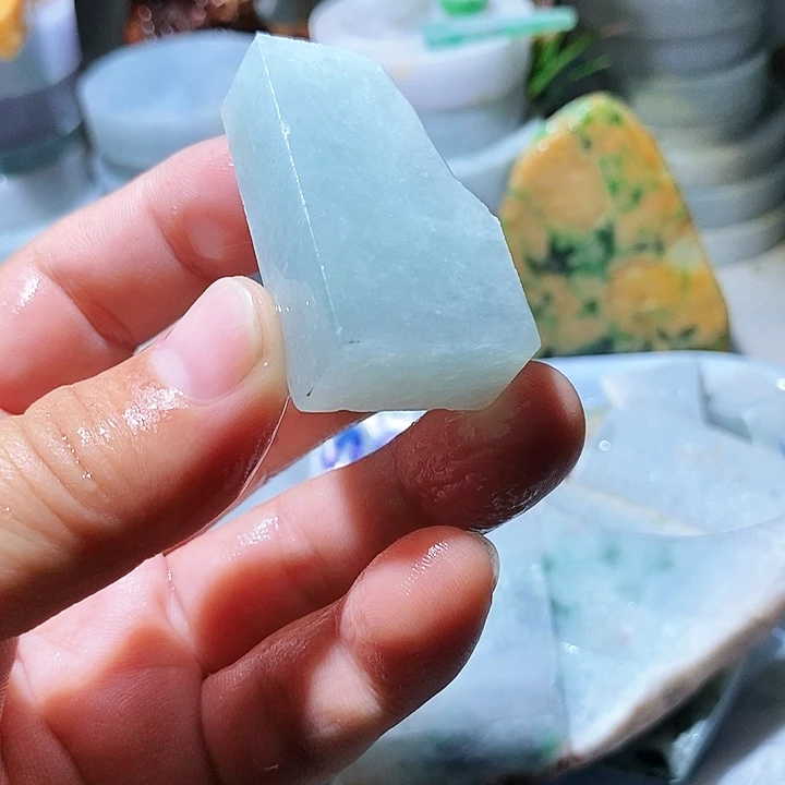 踢***o翡翠散珠边角料82