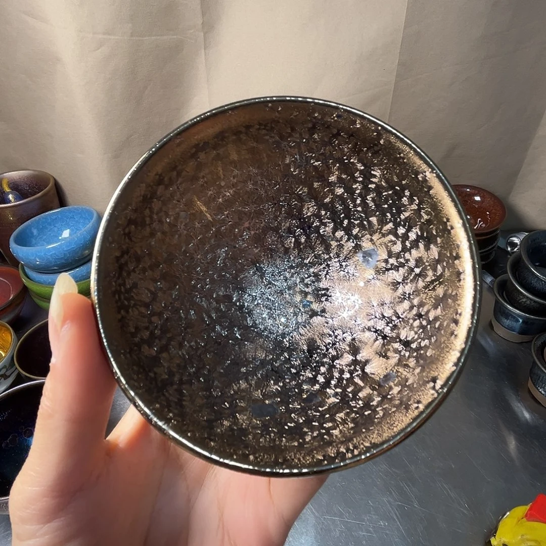 茶盏我在等他呢他就给打来啊