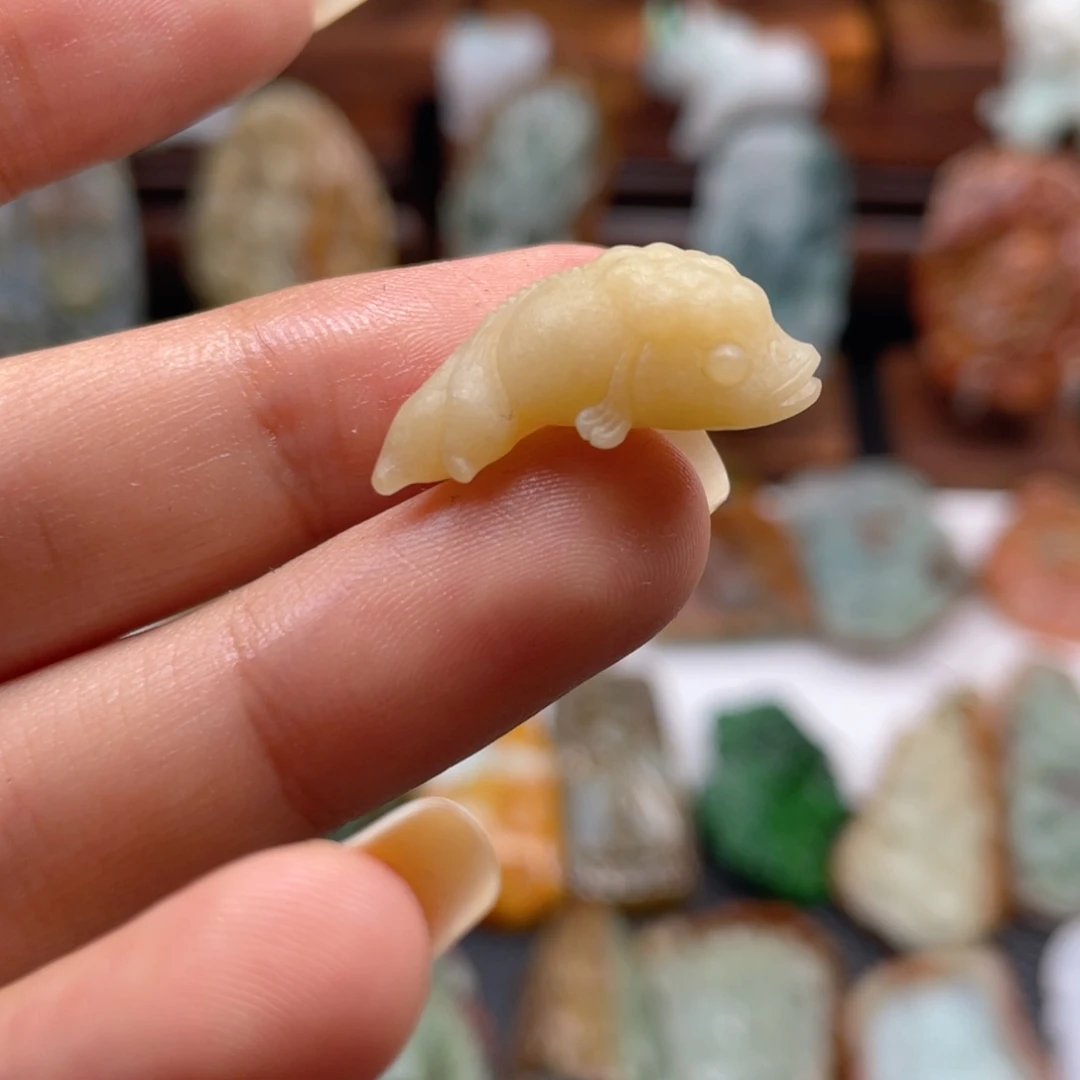 定制翡翠未镶嵌翡翠