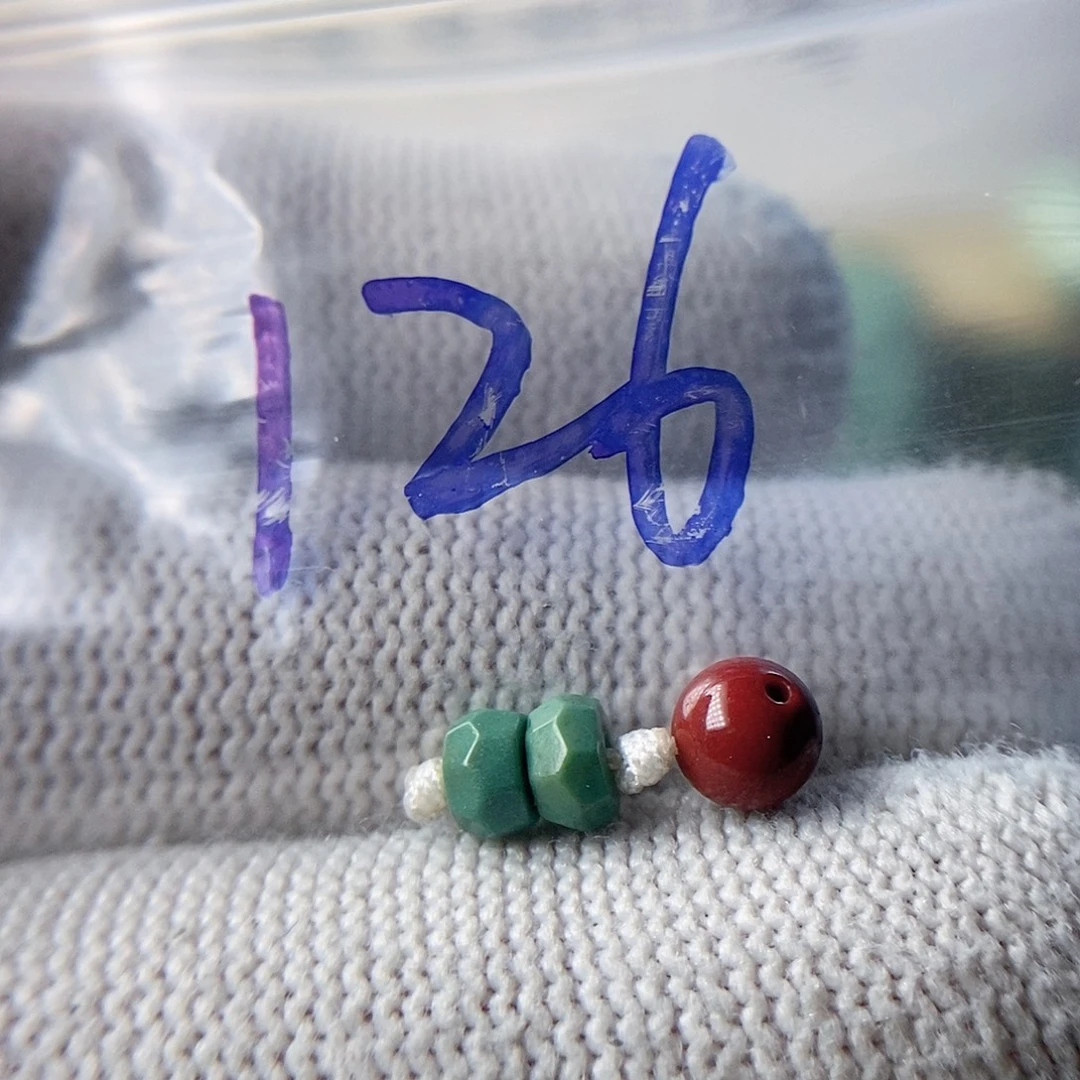 南红玛瑙未镶嵌珠宝奇石