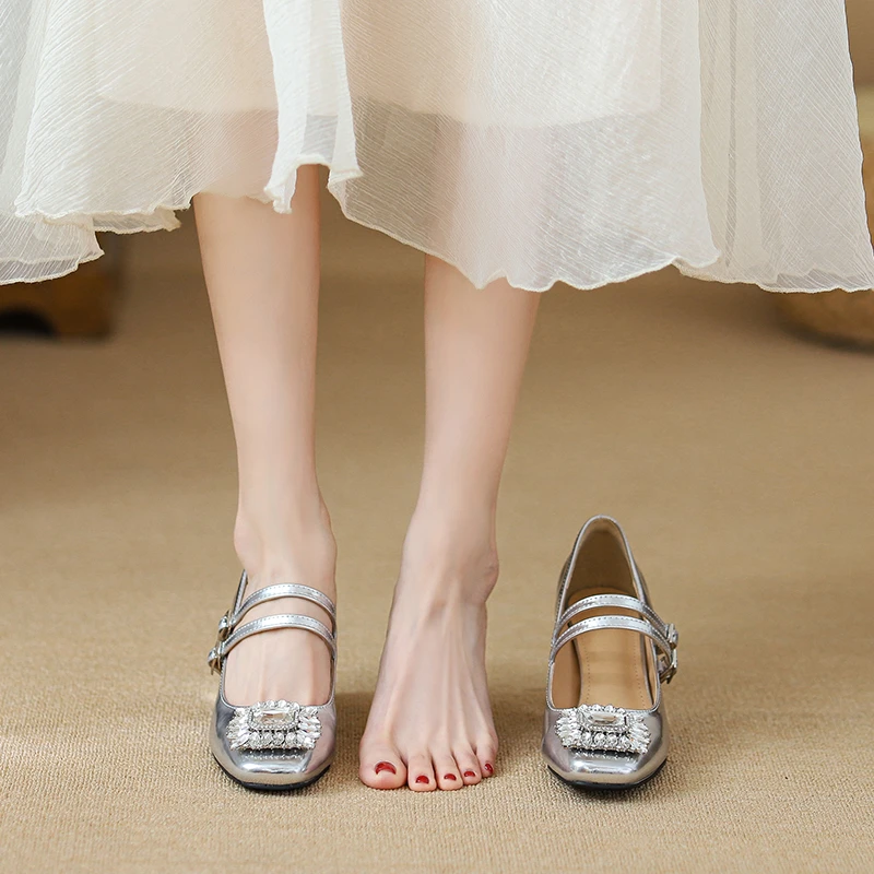 水钻方扣银色方头芭蕾舞鞋女粗跟法式复古玛丽珍高跟单鞋2025新款