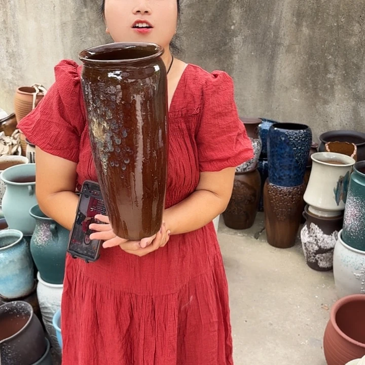 16口37高瑕疵一个盆子。