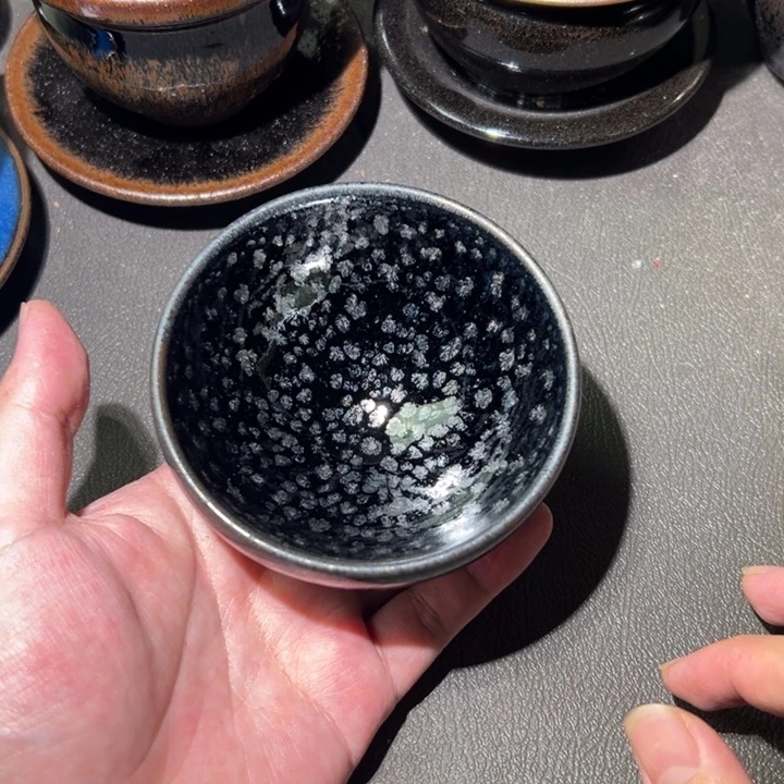 茶盏我们也在这里吃早餐
