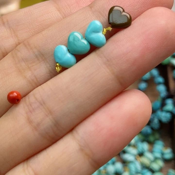 南红玛瑙未镶嵌珠宝奇石