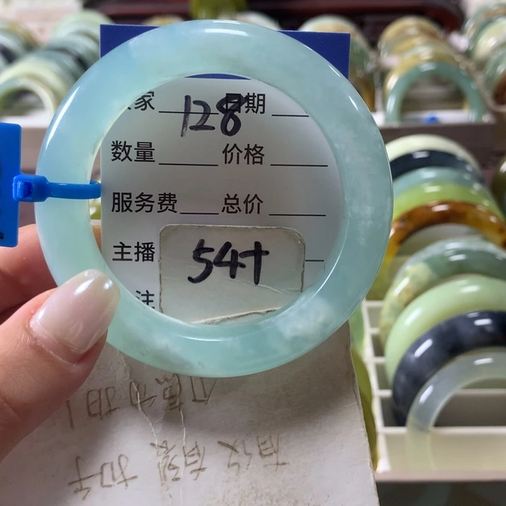 蛇纹石玉未镶嵌手镯128