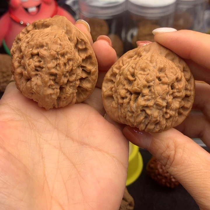 文玩核桃吊坠官帽