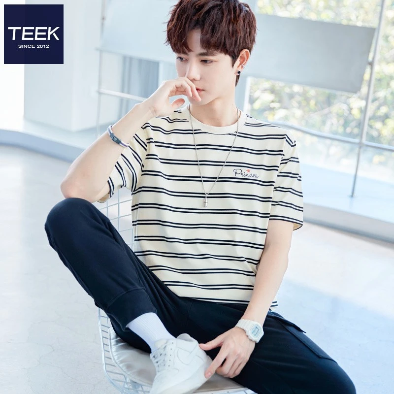 夏季短袖t恤男生条纹休闲上衣服 2025新款男装青年时尚印花体恤