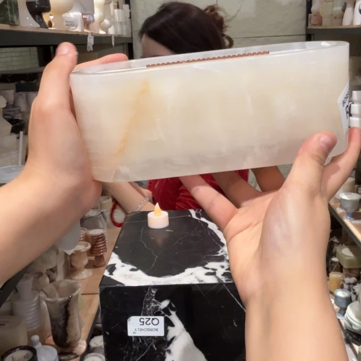 大理石R71。 两个亿。