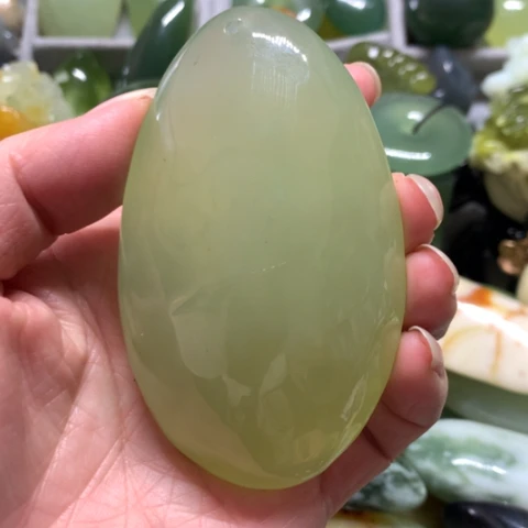 蛇纹石玉未镶嵌手把件