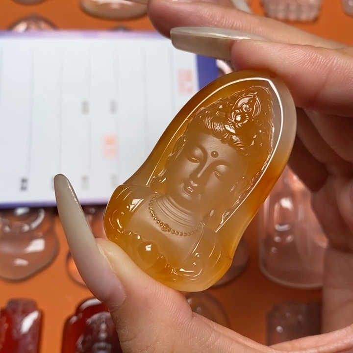 玛瑙/玉髓吊坠未镶嵌小*椒