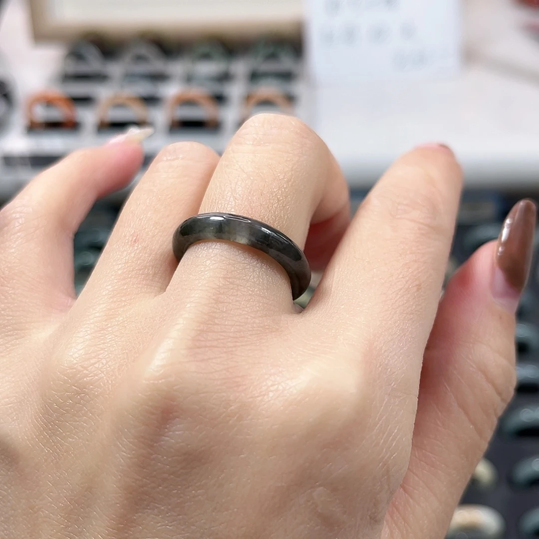 未镶嵌戒指翡翠翡翠