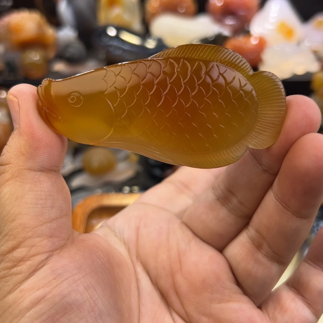 定制玛瑙未镶嵌挂件金龙鱼