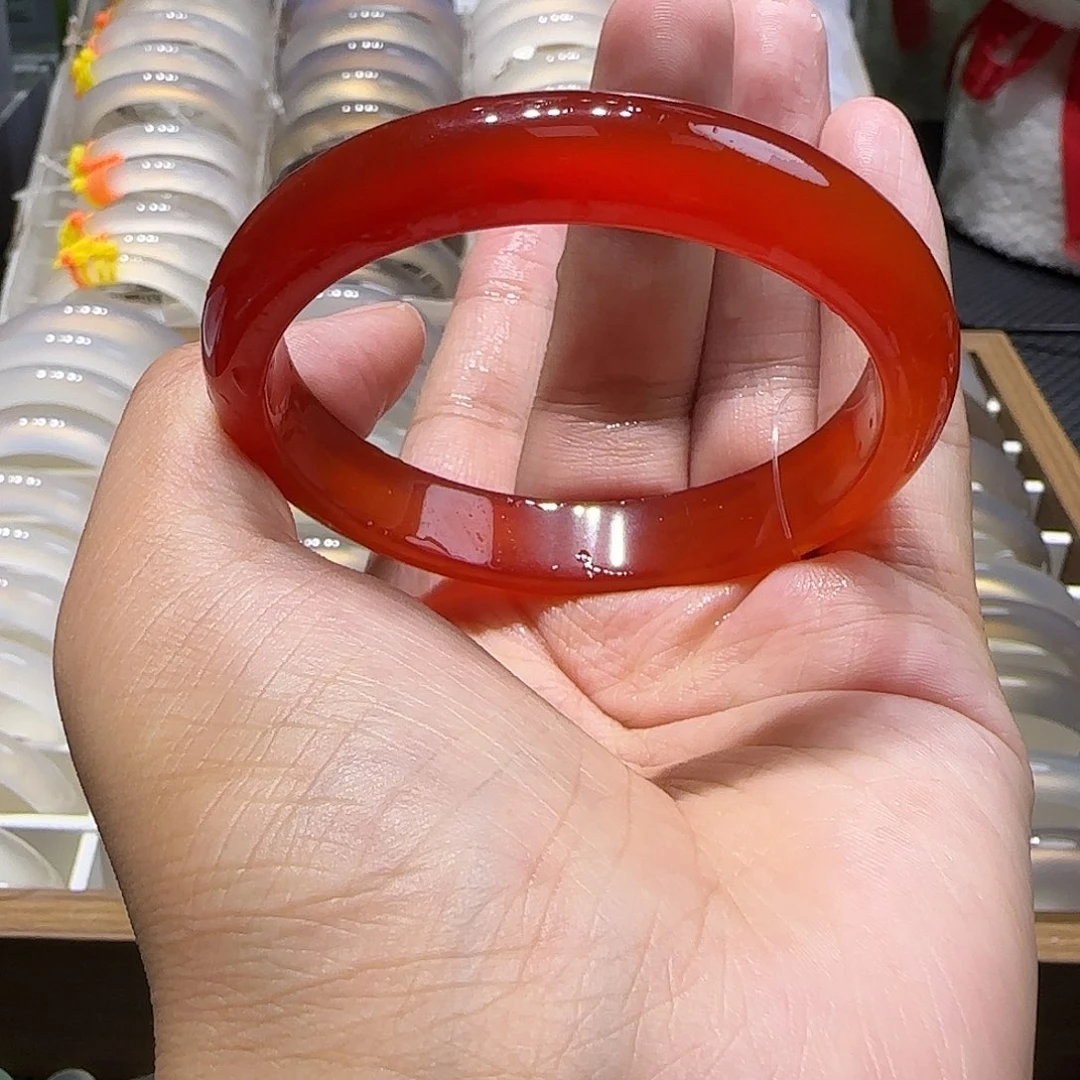 手镯玛瑙/玉髓未镶嵌54红