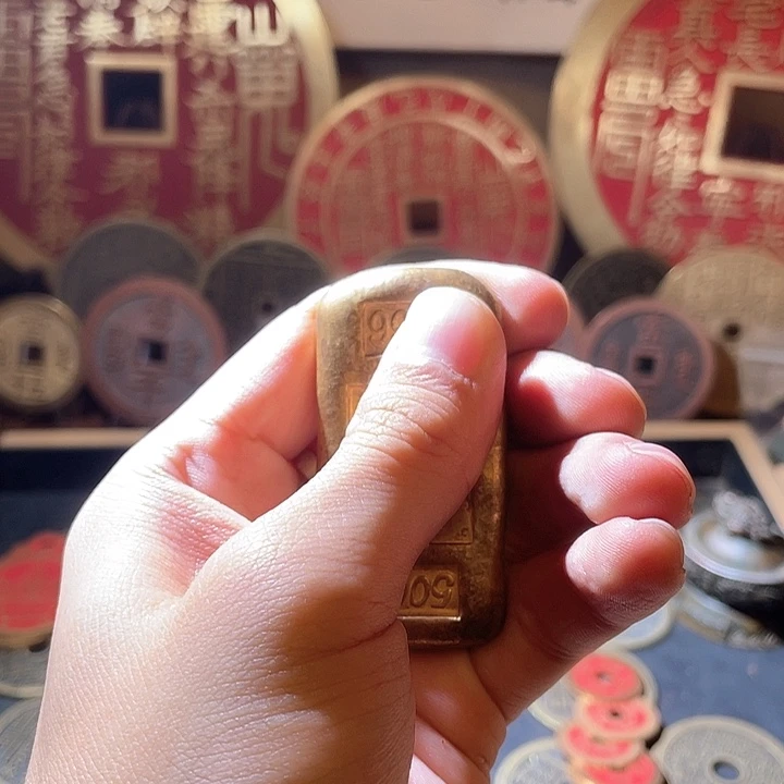 铜J**言现代仿制工艺品