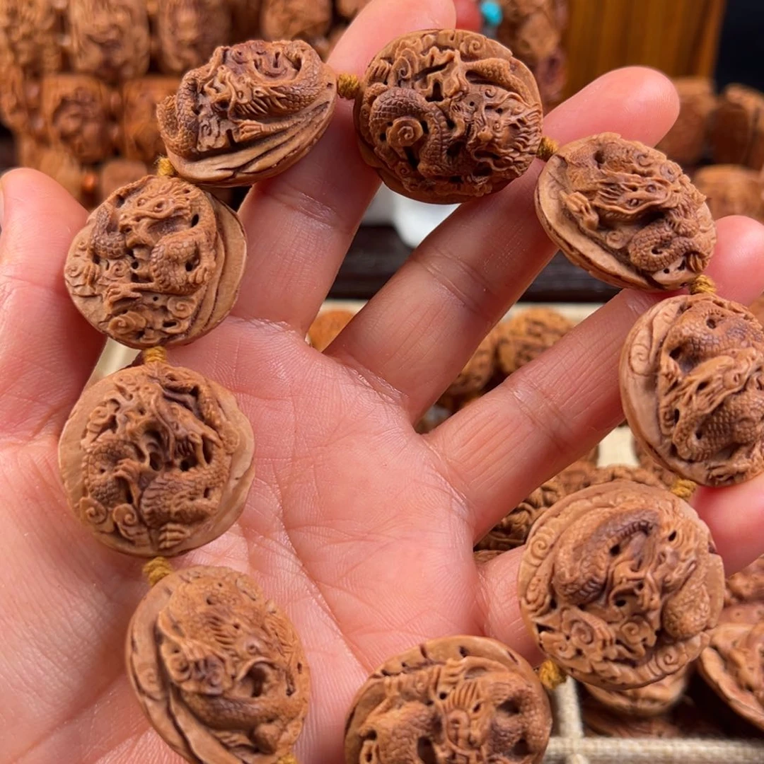 桃核手串桃核雕刻
