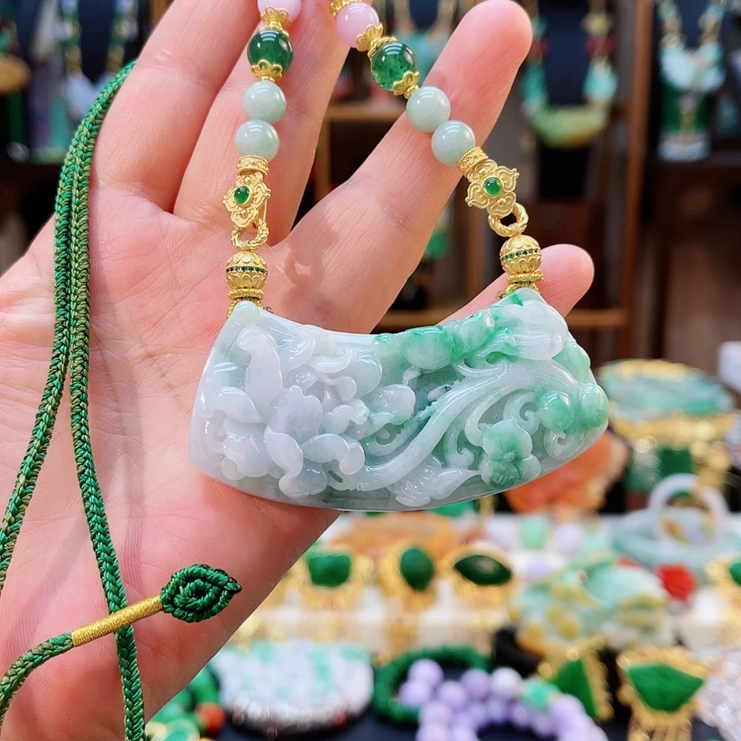 翡翠合金颈饰48小时鉴赏期