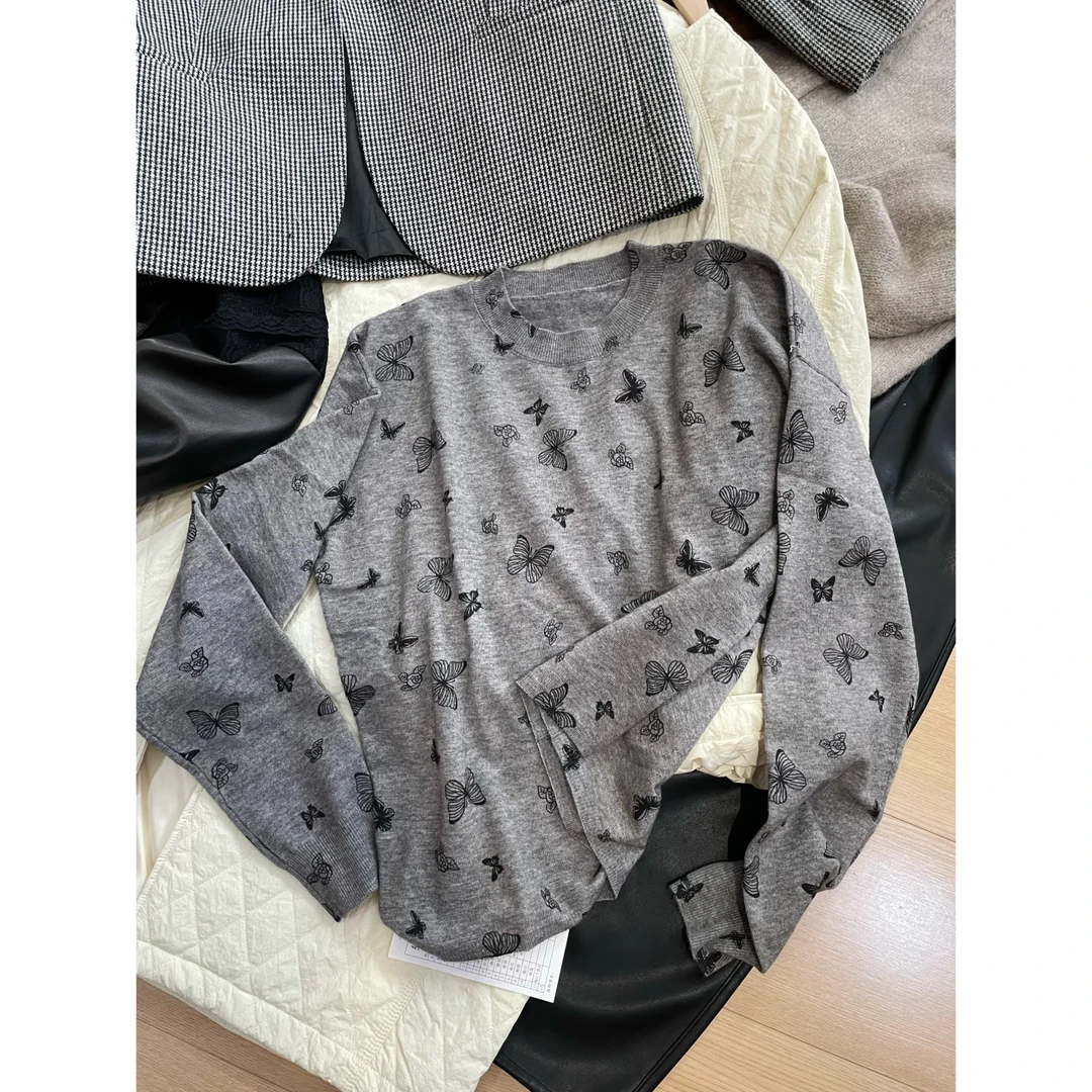 小静静一会 小众设计简约百搭蝴蝶针织打底T恤上衣  2409B3972