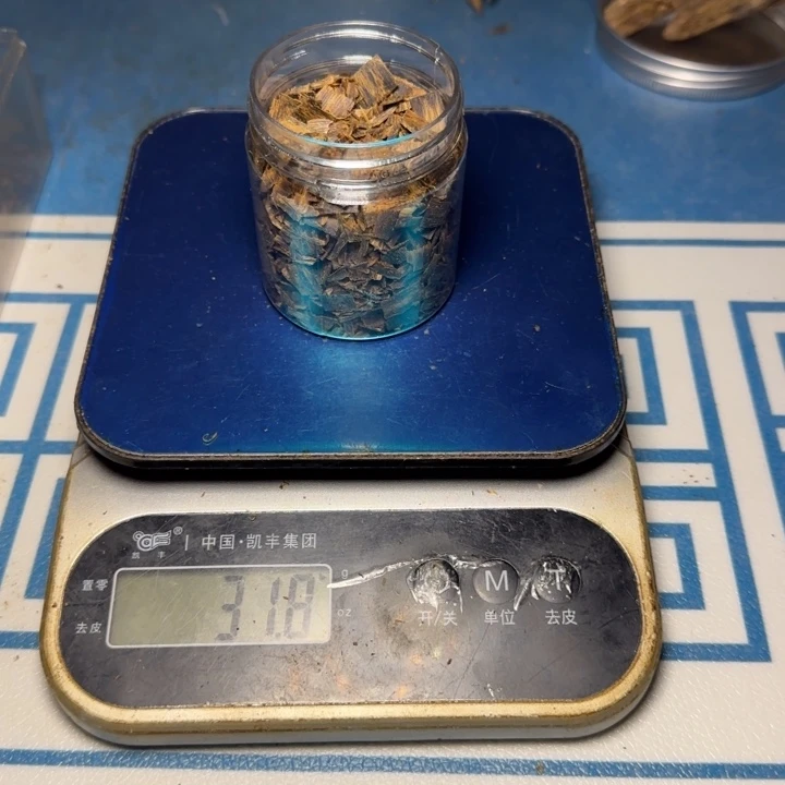 春***哥香榧木海南千里香沉水片30克