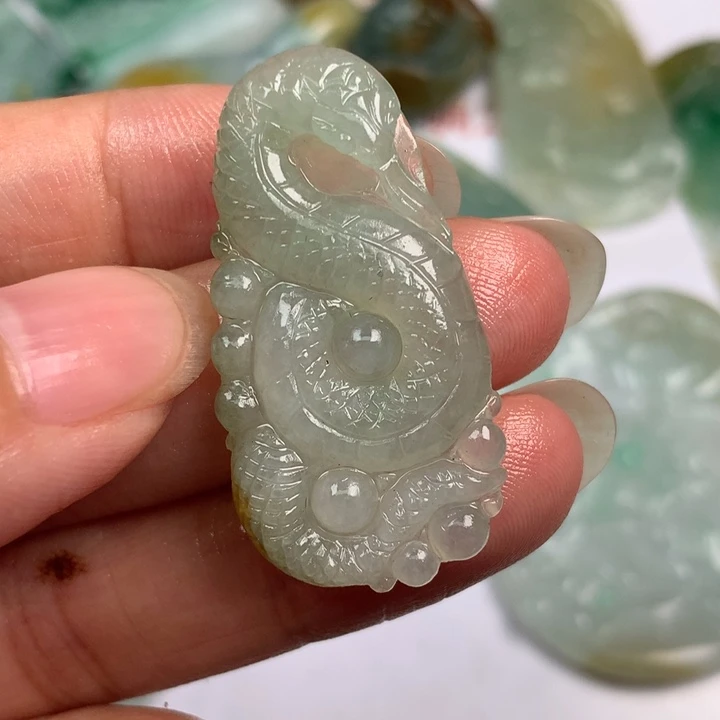 定制翡翠未镶嵌翡翠