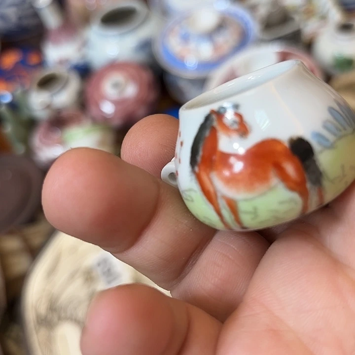 彭***堂陶瓷摆件不固定一件