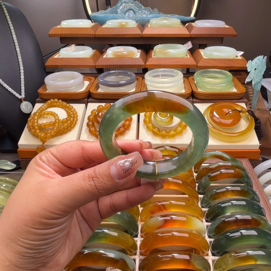 蛇纹石玉未镶嵌53-54