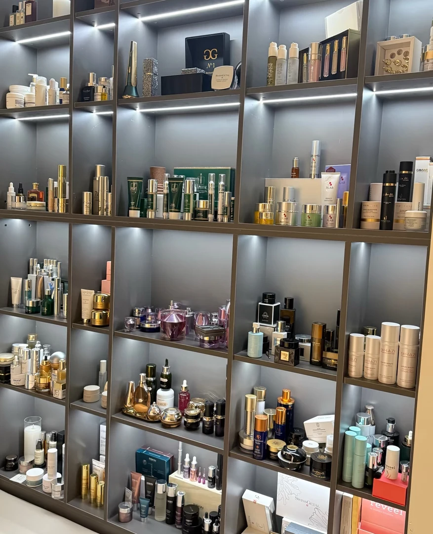 【彩彩专属】女士面霜粉底洗面奶乳液眼霜抢先购护肤保湿补水显白