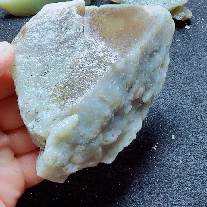 和田玉（糖玉）未镶嵌珠宝半成品