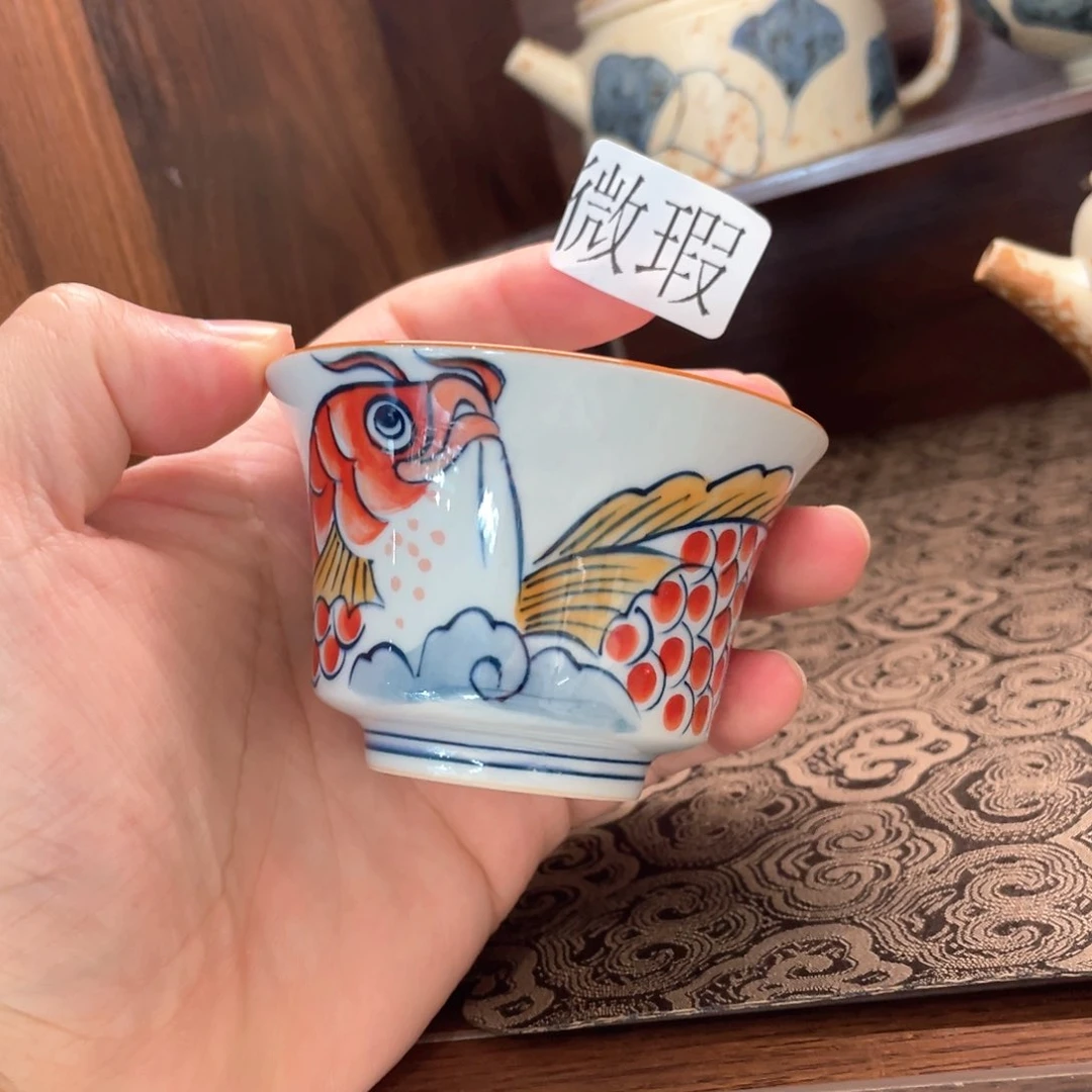 釉下手绘茶具微瑕