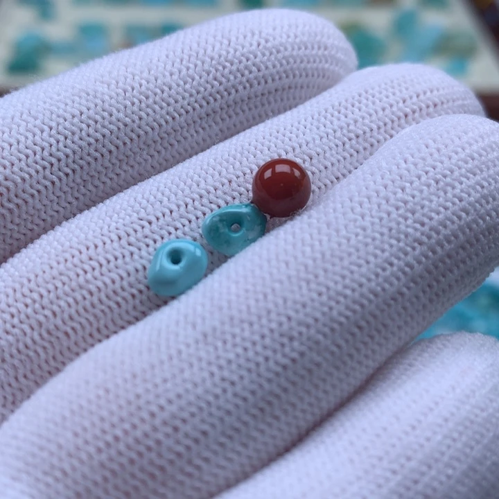 南红玛瑙未镶嵌珠宝奇石