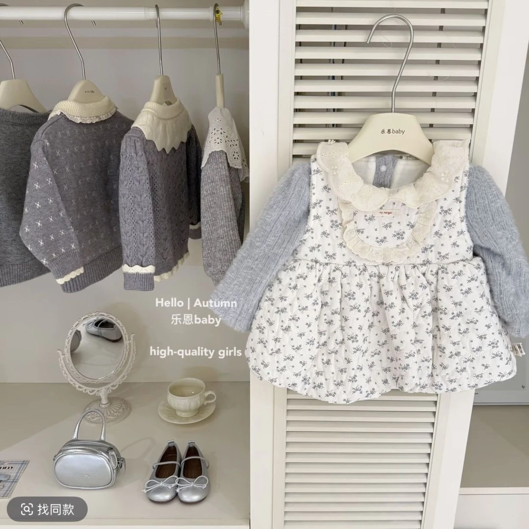 2025爆款秋冬女童蓝色花边打底衫碎花背心裙加绒套装