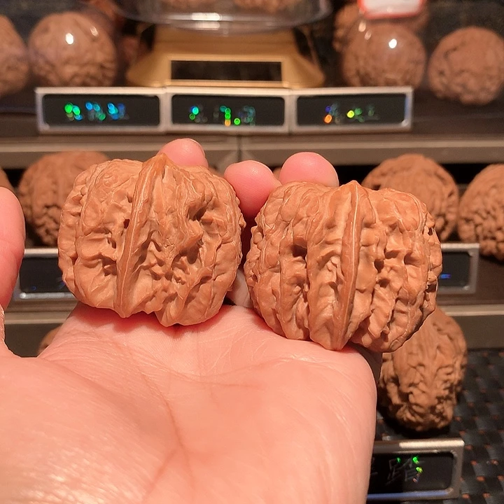 文玩核桃把件方块