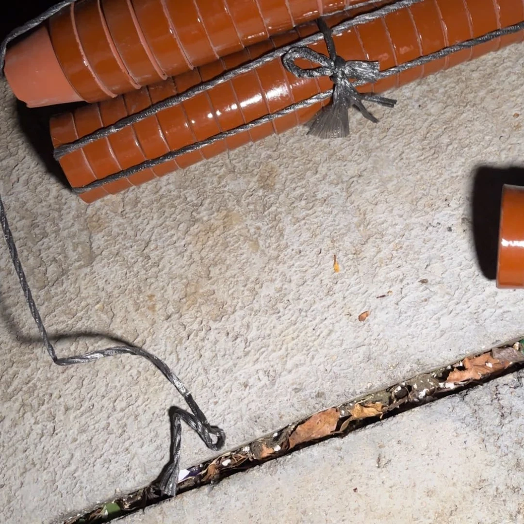 张***哥2.5号深2个，打孔2包邮