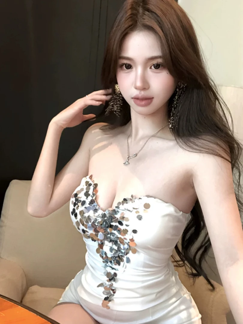 亮片拼接带胸垫内搭白色抹胸女性感辣妹夏外穿一字肩绝美背心上衣