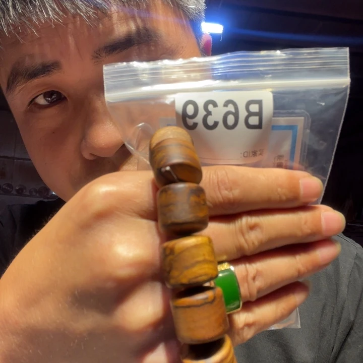 大叶紫檀（黑酸枝木类）柏*军