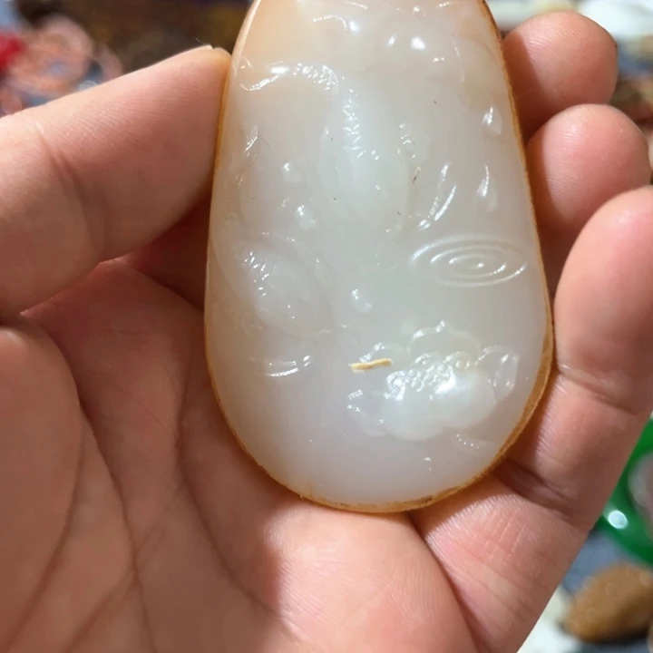 和田玉（糖玉）未镶嵌颈饰