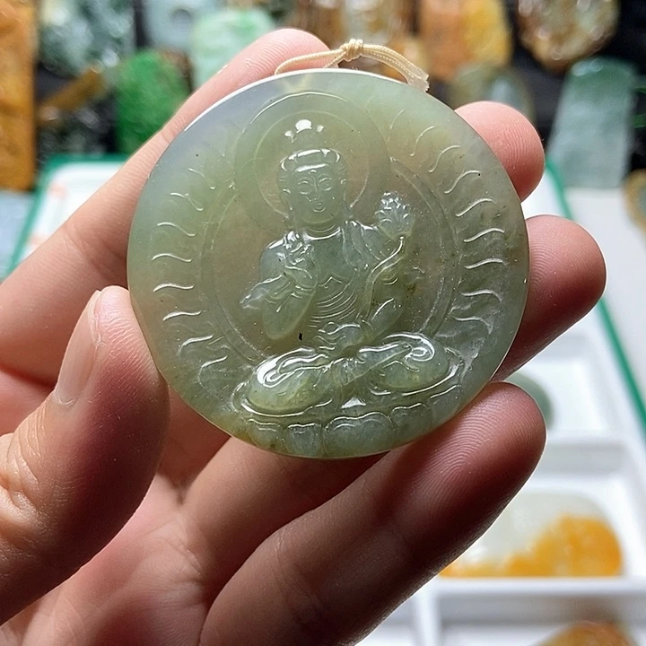翡翠未镶嵌颈饰翡翠a货