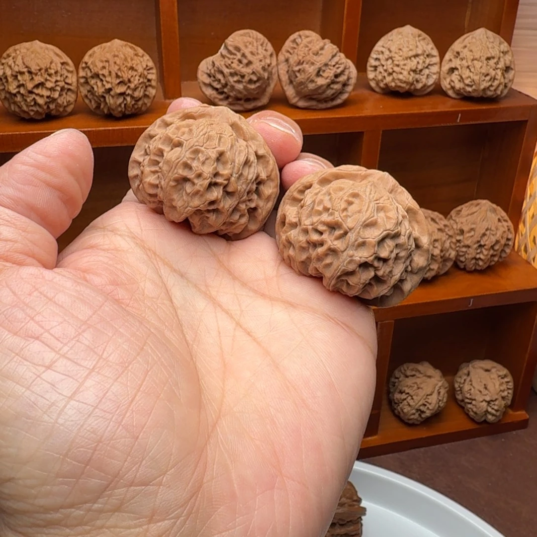 文玩核桃吊坠全品宫灯