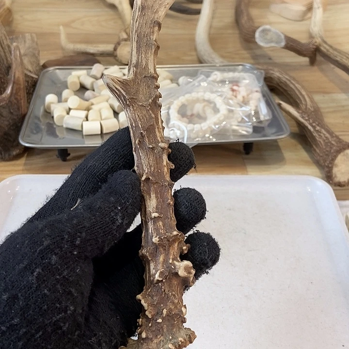 M***o大叶紫檀（黑酸枝木类）