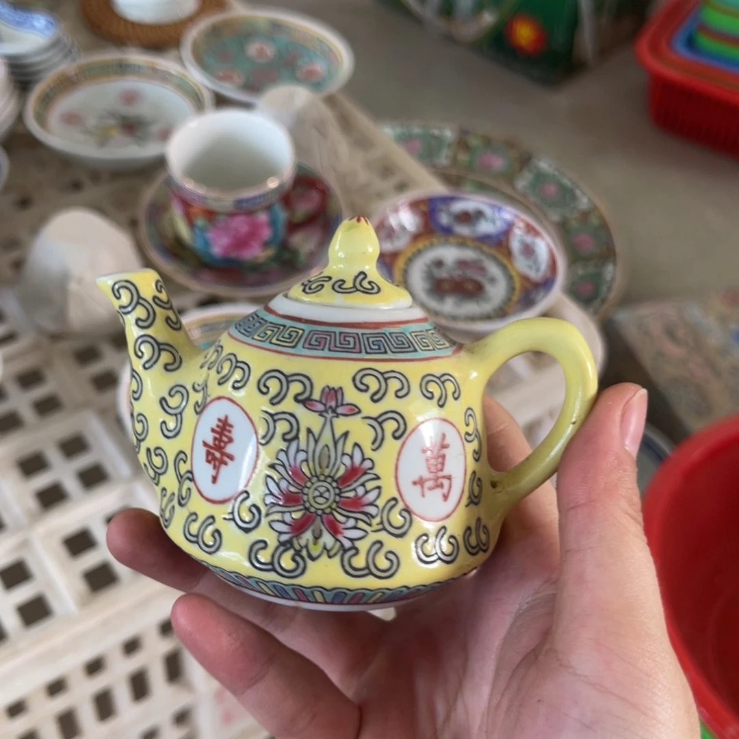 摆件怀旧瓷器，默认微瑕，介意勿拍