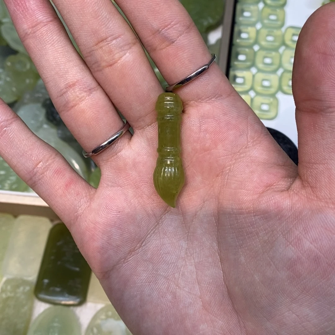 岫玉未镶嵌吊坠(不含链)两单包邮