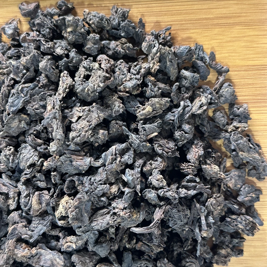 2008年老班章古树老茶头普洱茶熟茶100克/份茶疙瘩