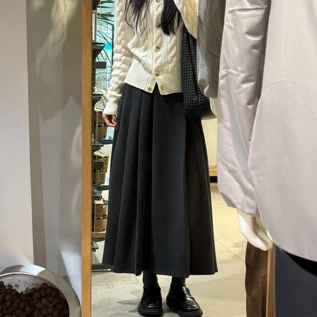 黑色毛呢百褶半身裙女冬季新款大码胖mm高腰显瘦遮胯中长款a字裙