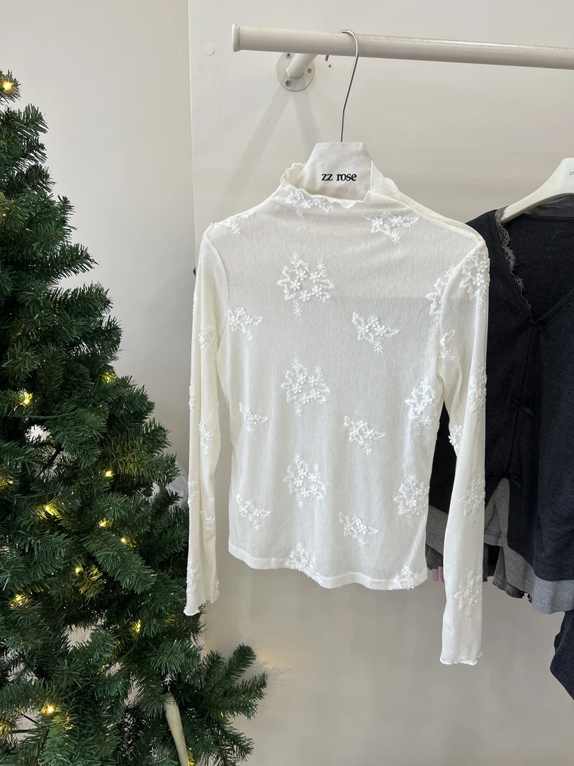【zzrose人鱼蕾丝 】刺绣气质蕾丝白色内搭长袖打底衫