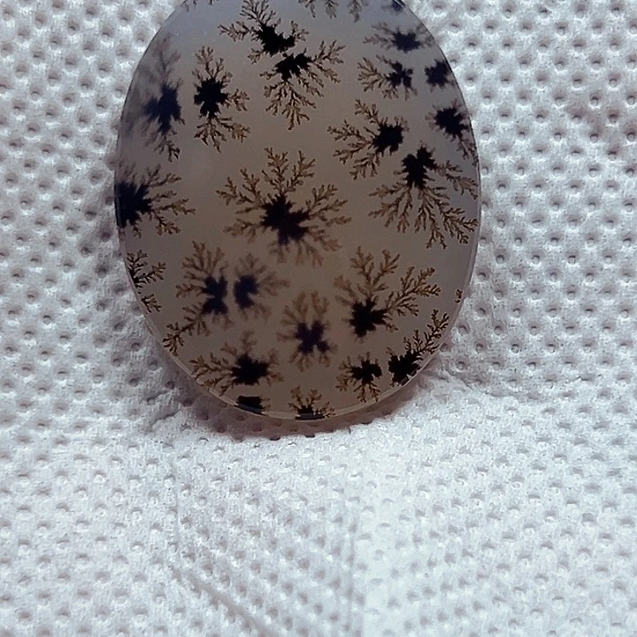 鸿***照未镶嵌玛瑙/玉髓珠宝半成品