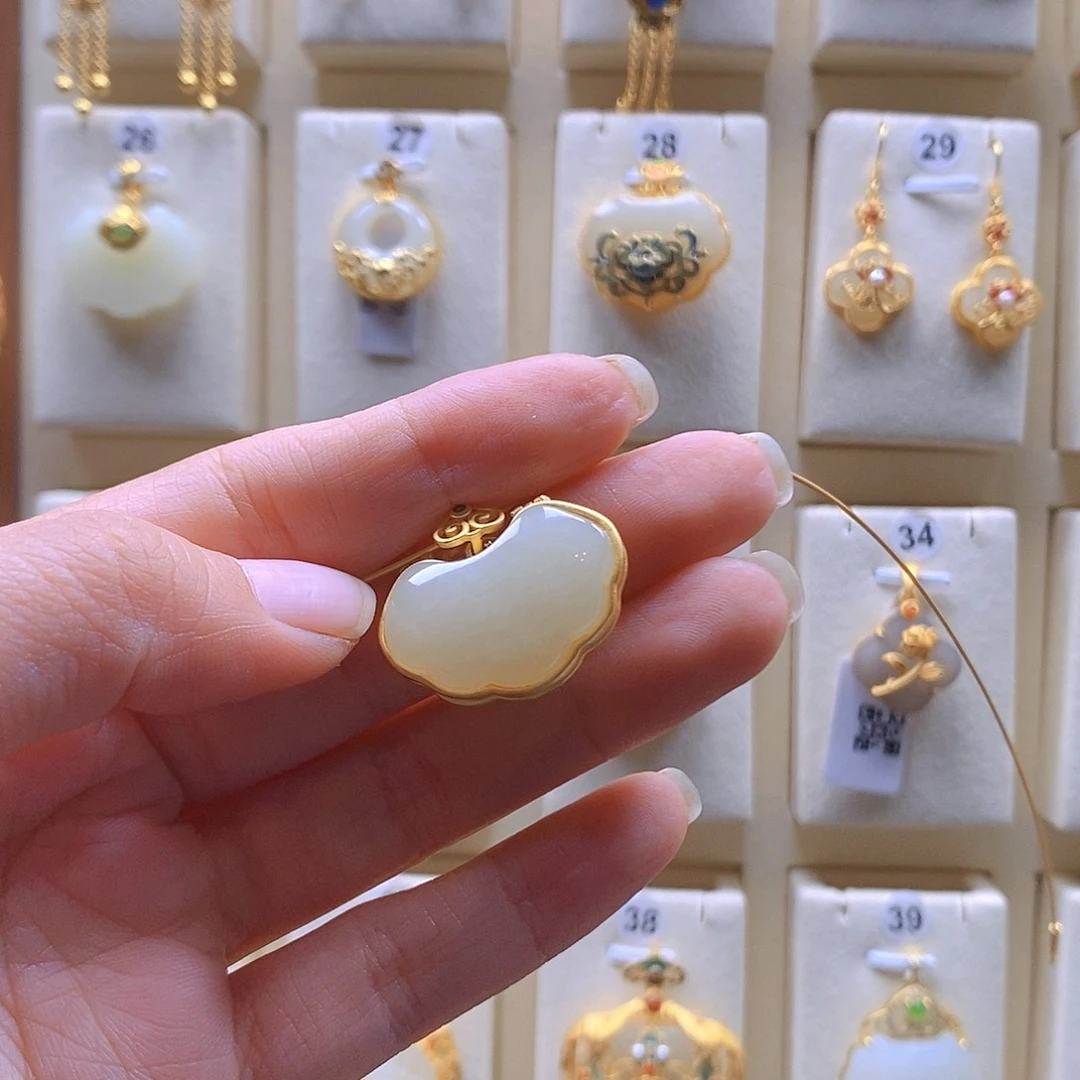 和田玉银S925镶嵌颈饰